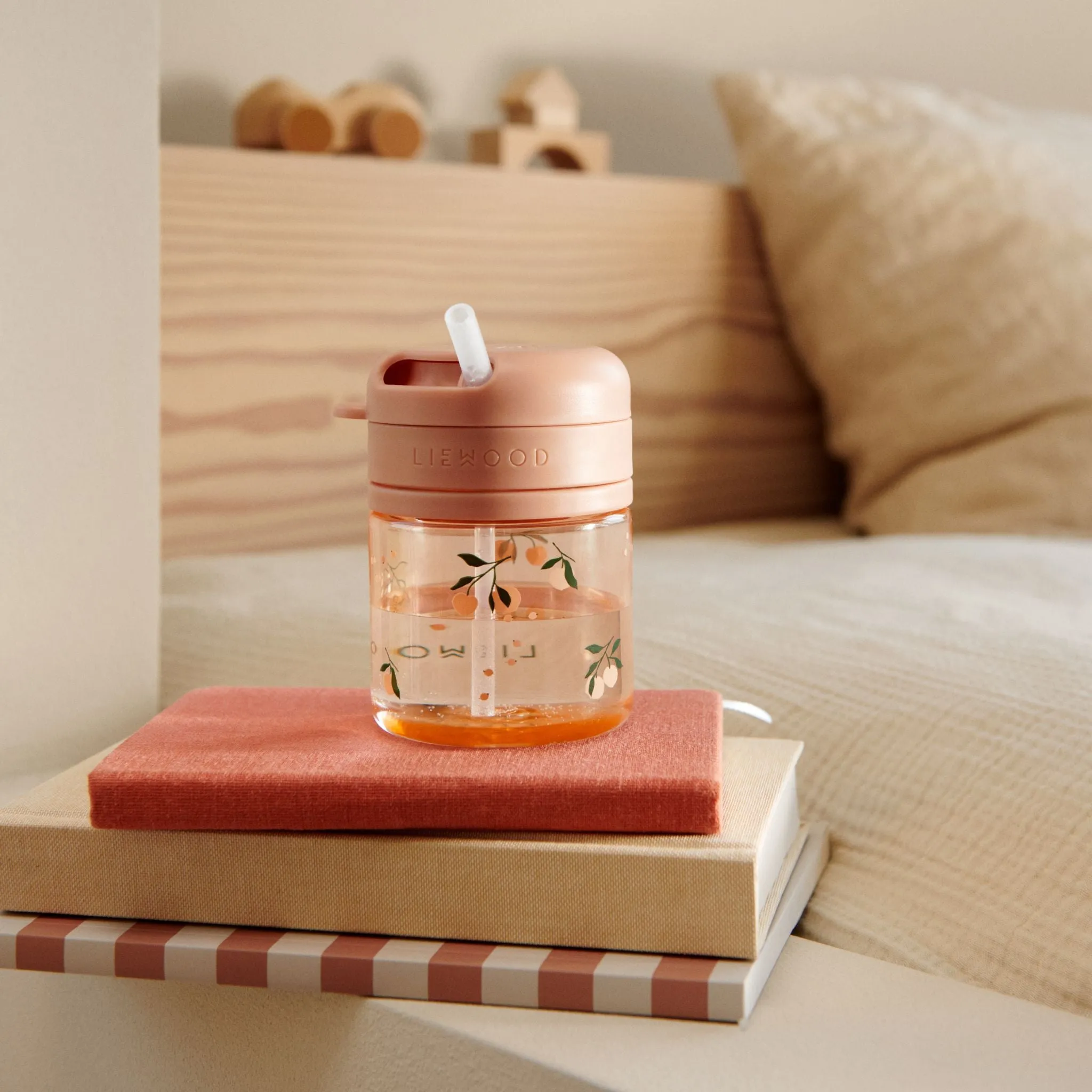 Liewood Pavia Straw Cup 280ml - Peach / Sea Shell