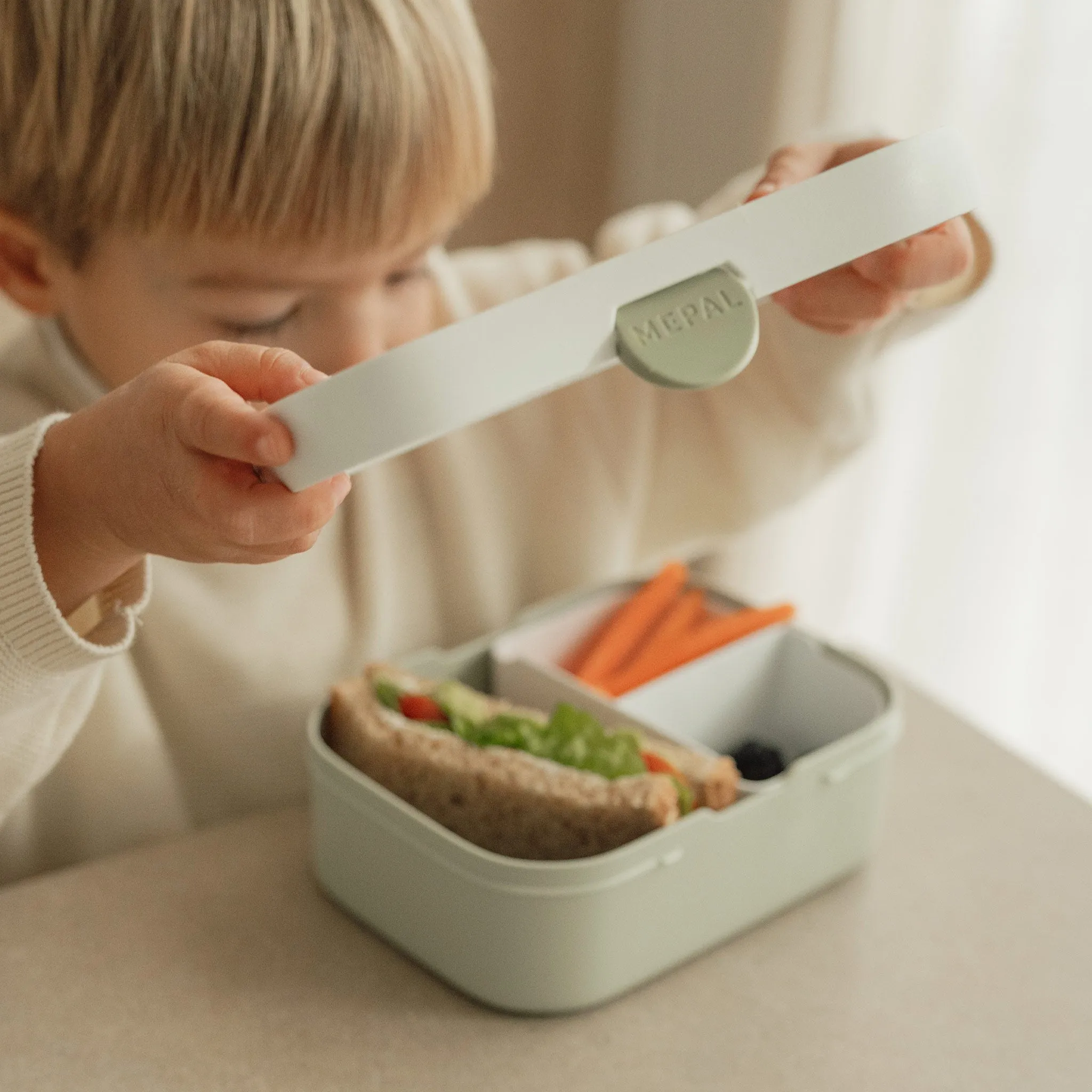 Little Dutch Mepal Lunchbox - Little Farm