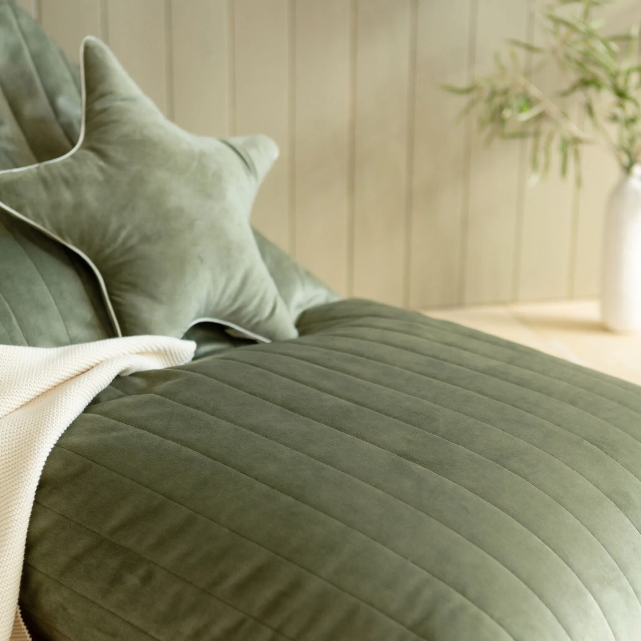 Nobodinoz Essaouira Velvet Beanbag - Olive Green