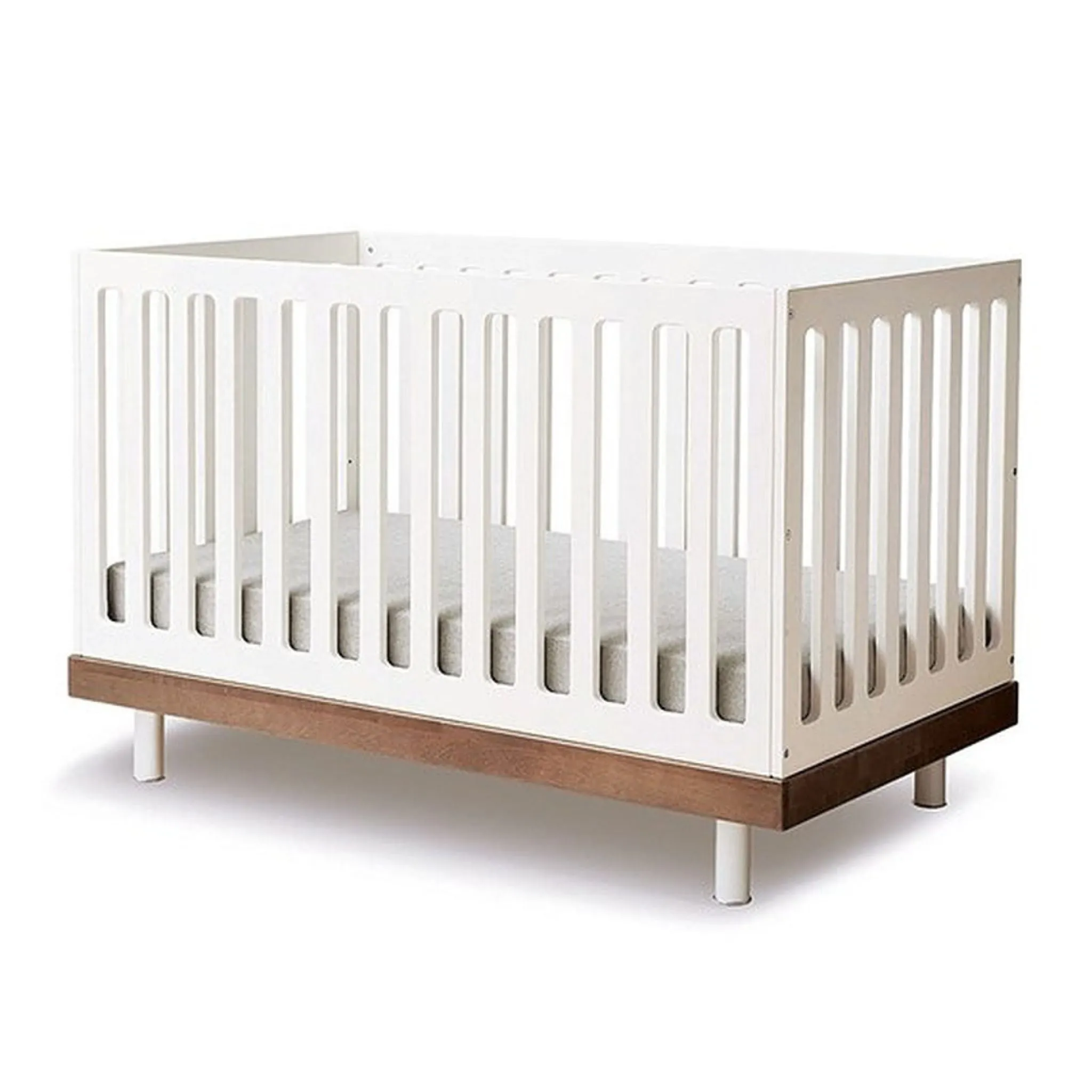 Oeuf NYC Classic Cot Bed - Walnut