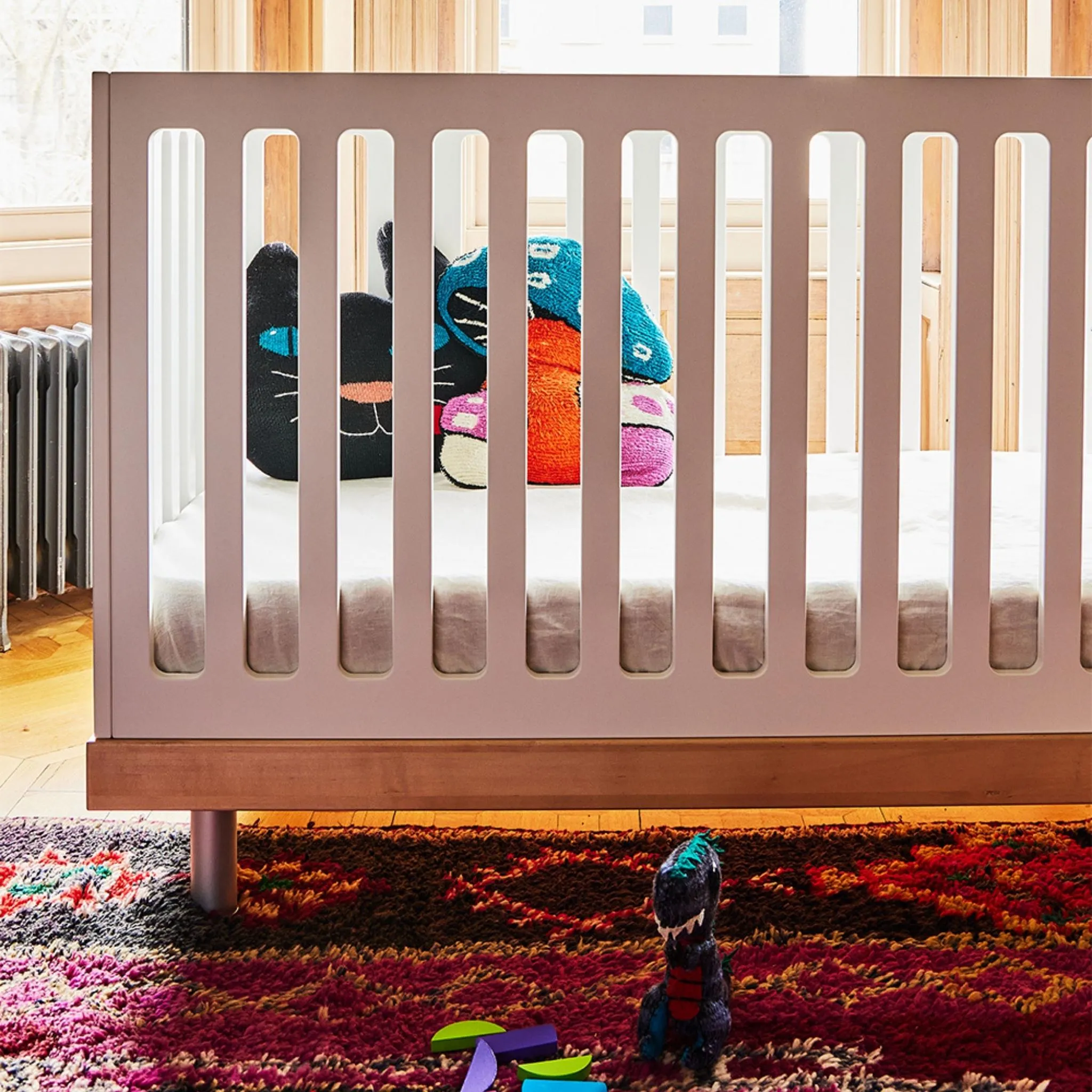 Oeuf NYC Classic Cot Bed - White/Birch