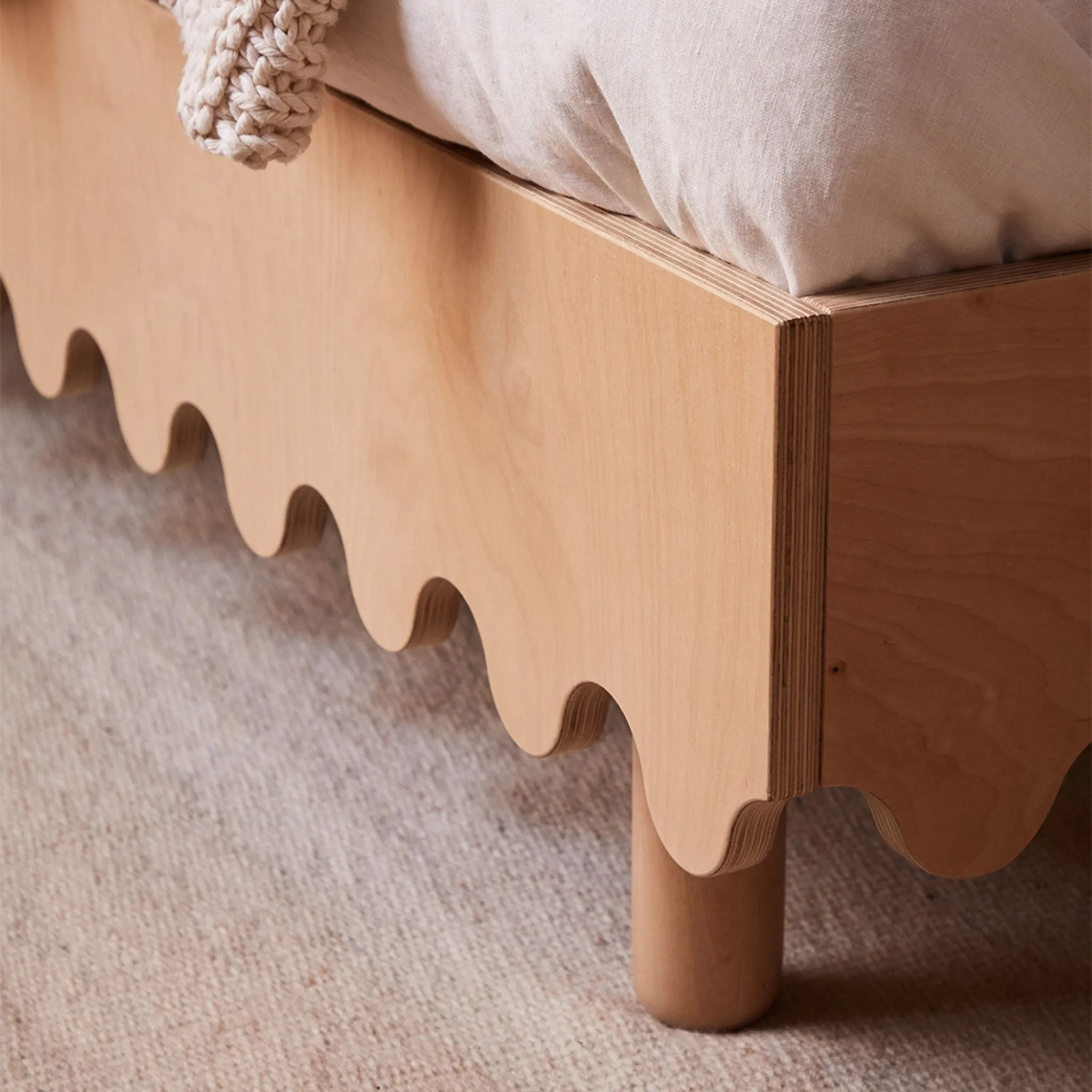 Oeuf NYC Moss Single Bed - Birch