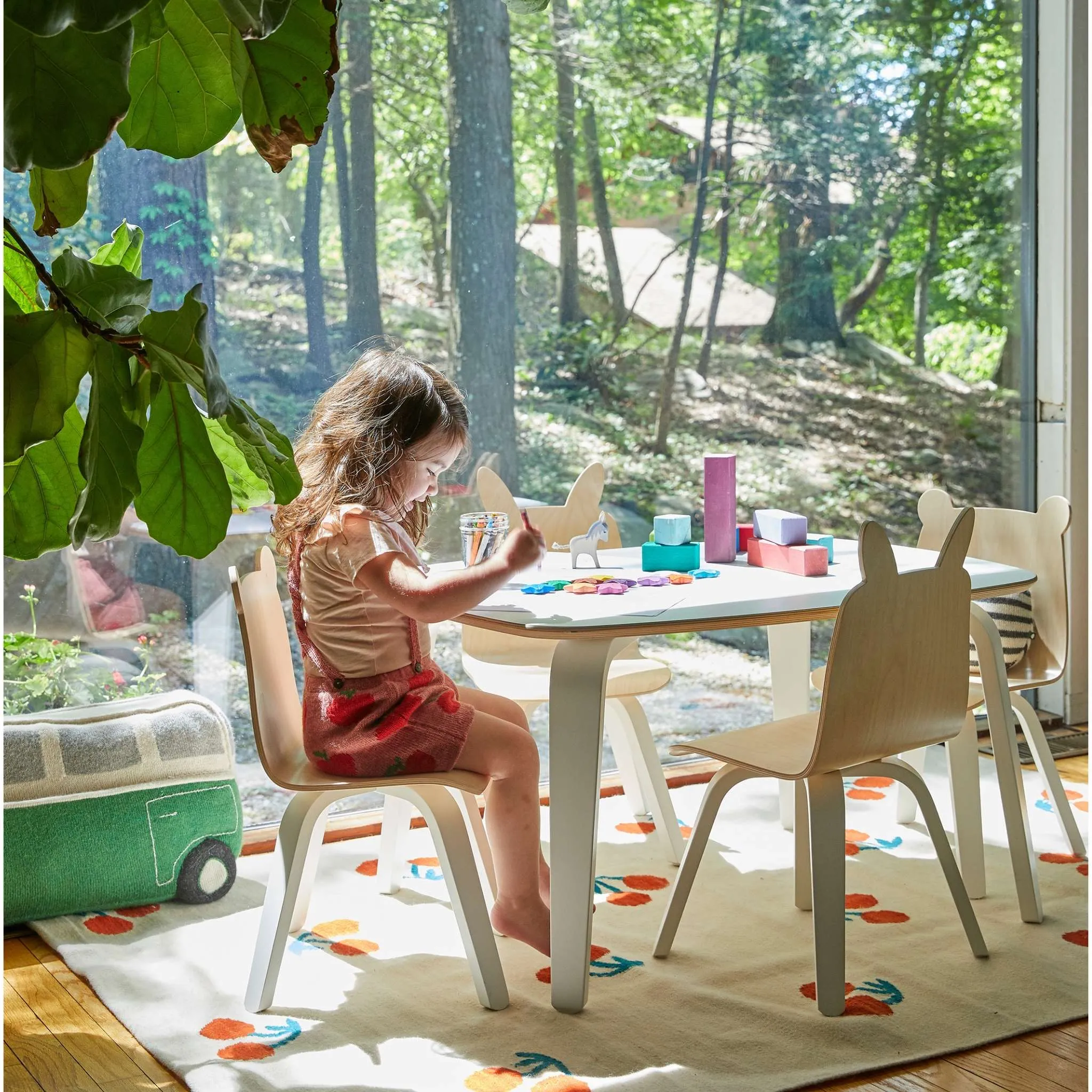 Oeuf NYC Play Table - White
