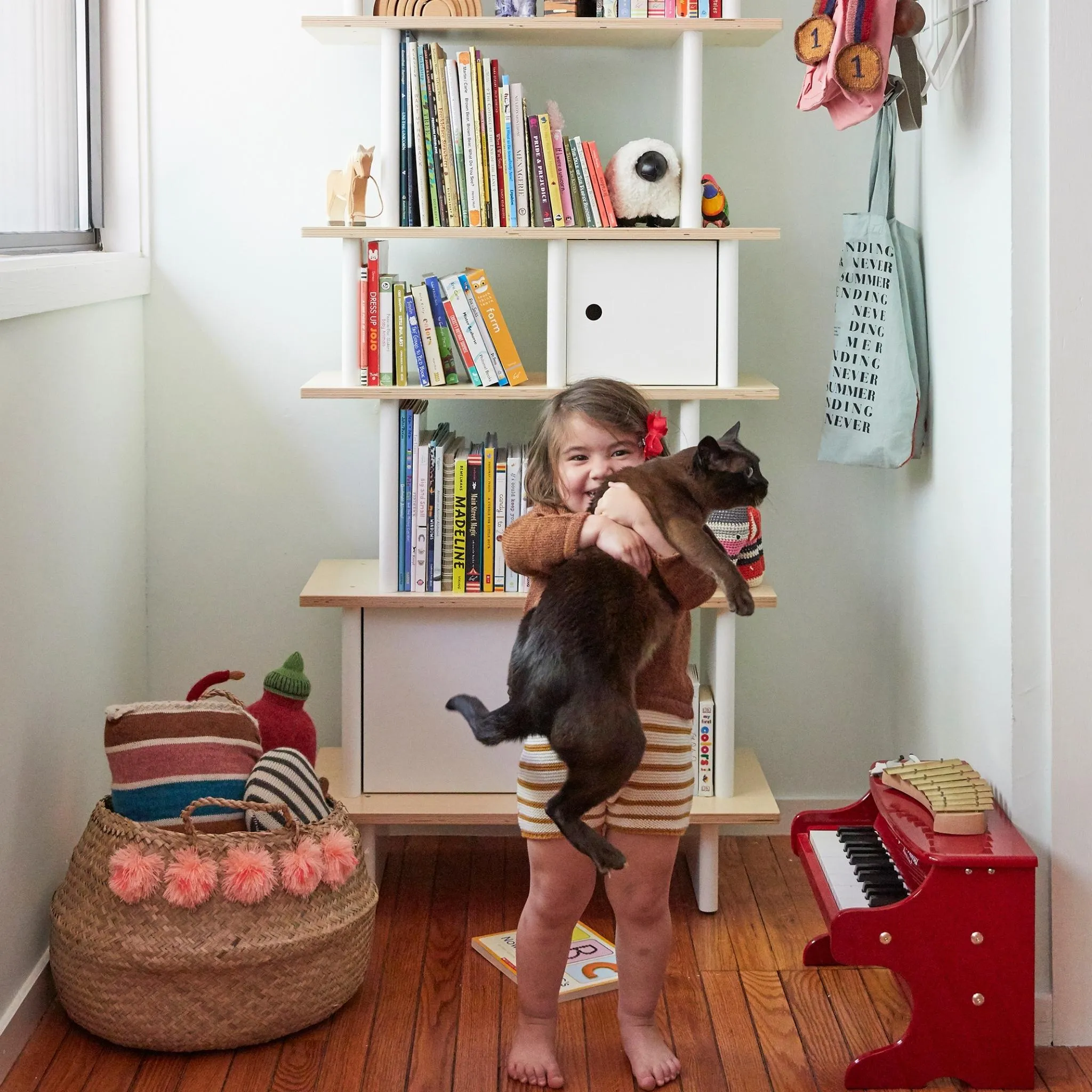 Oeuf NYC Vertical Mini Library - White/Birch
