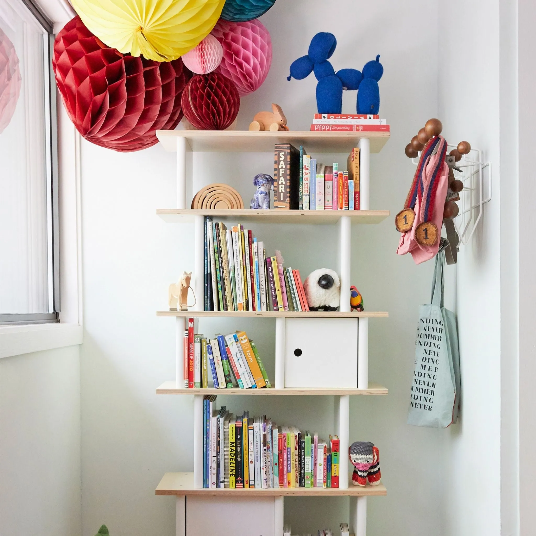 Oeuf NYC Vertical Mini Library - White/Birch