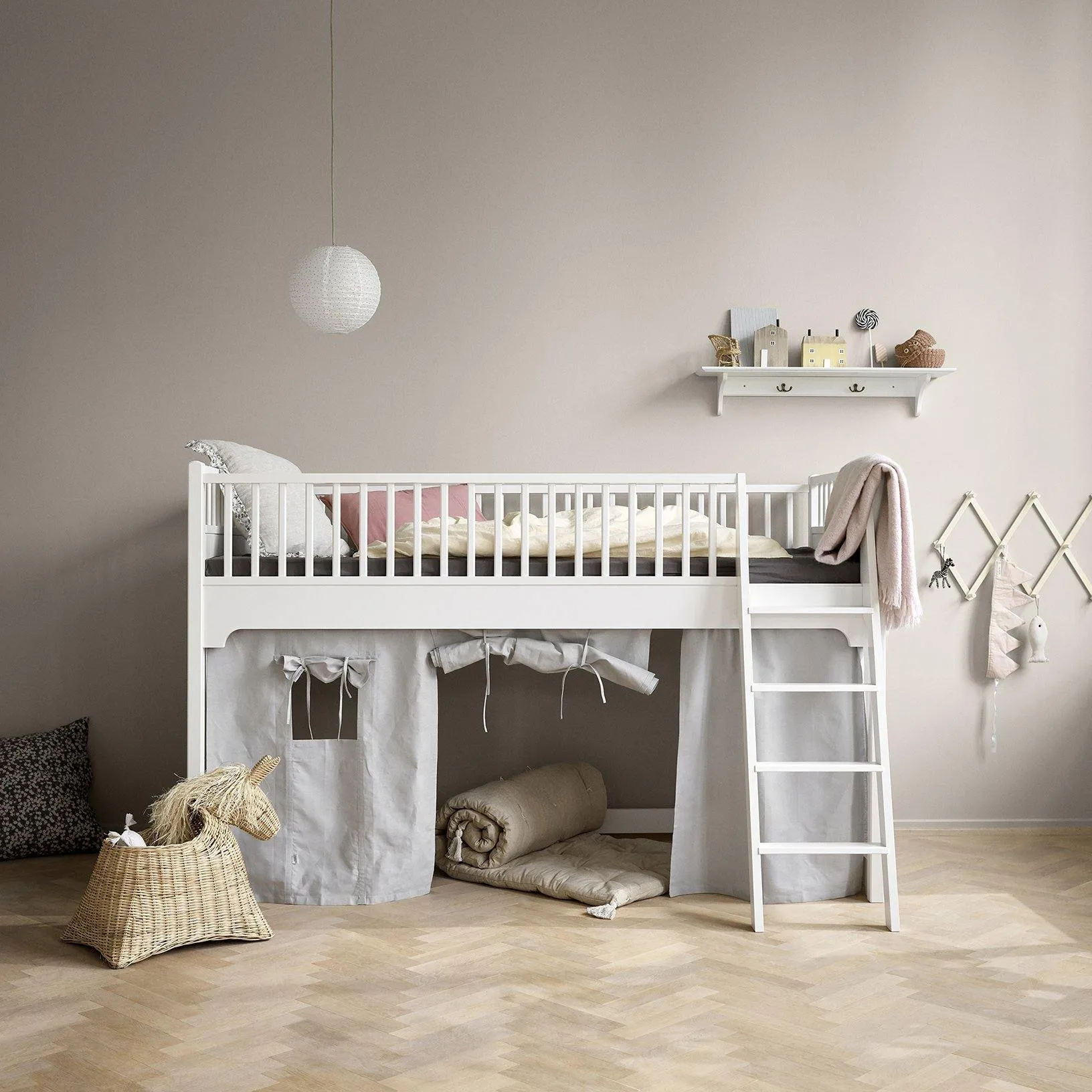 Oliver Furniture Seaside Classic Low Loft Bed