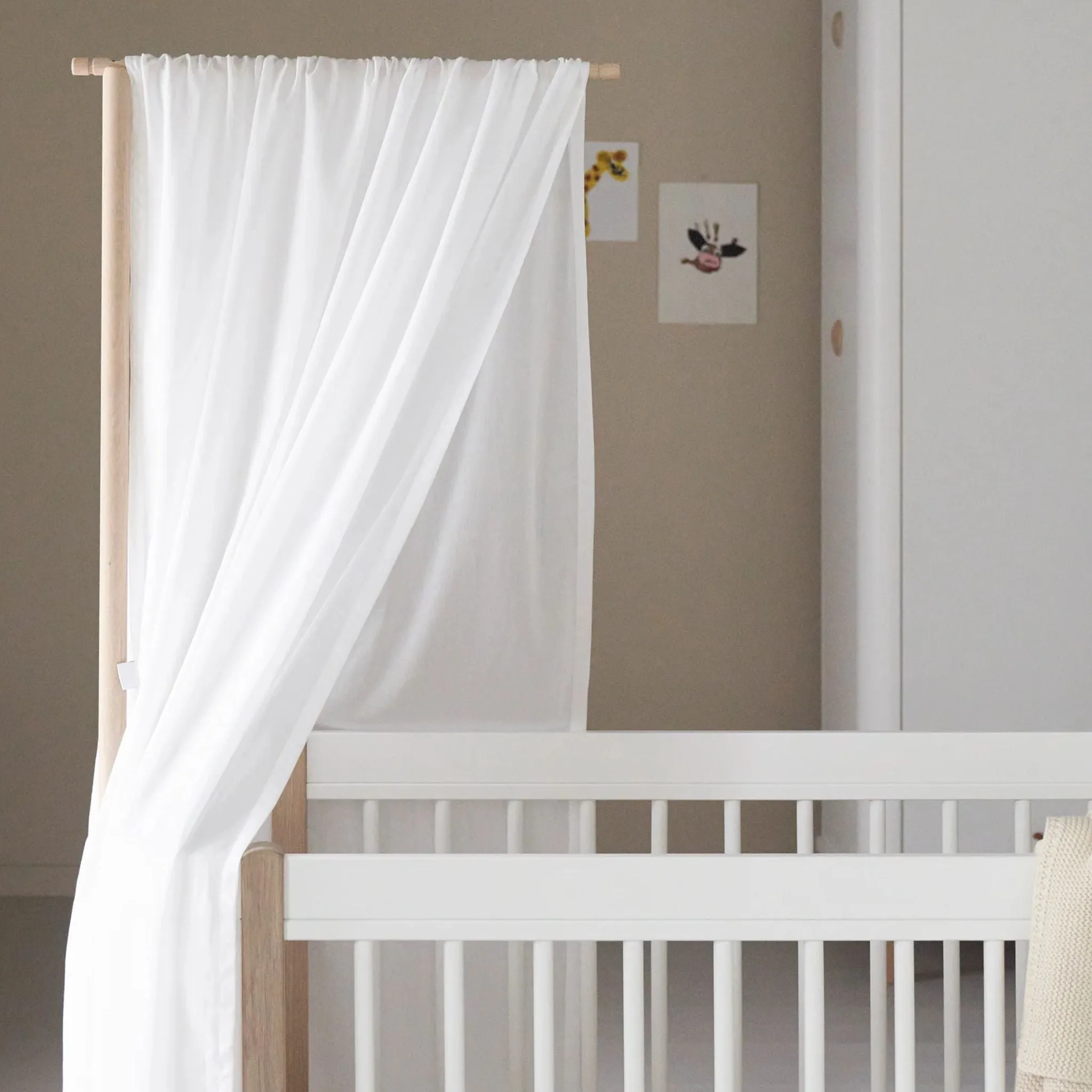 Oliver Furniture Wood Mini  Canopy - White