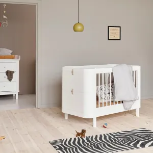 Oliver Furniture Wood Mini  Cot Bed - White
