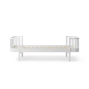 Oliver Furniture Wood Original Bed - White