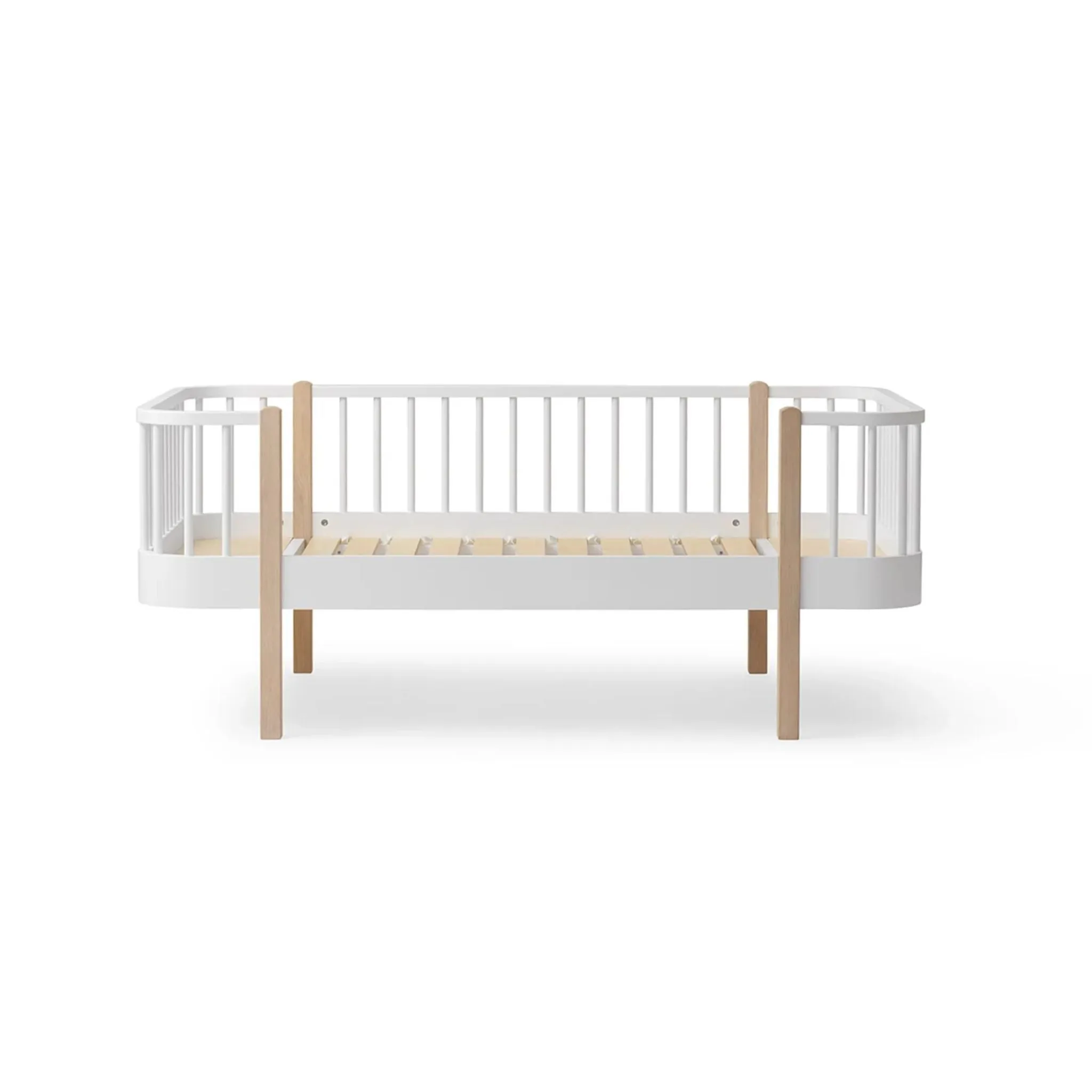 Oliver Furniture Wood Original Junior Day Bed - White/Oak