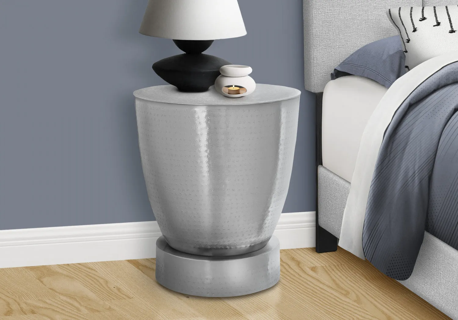Ostra Side Table - Chrome