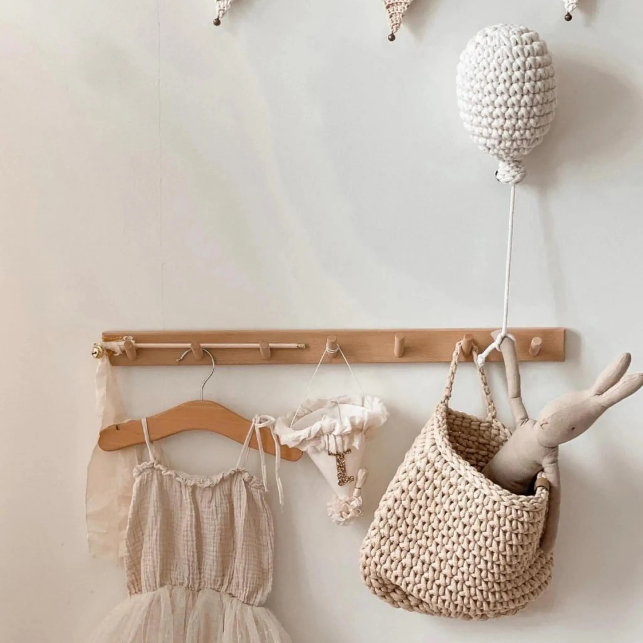 Zuri House Crochet Balloon - Ivory
