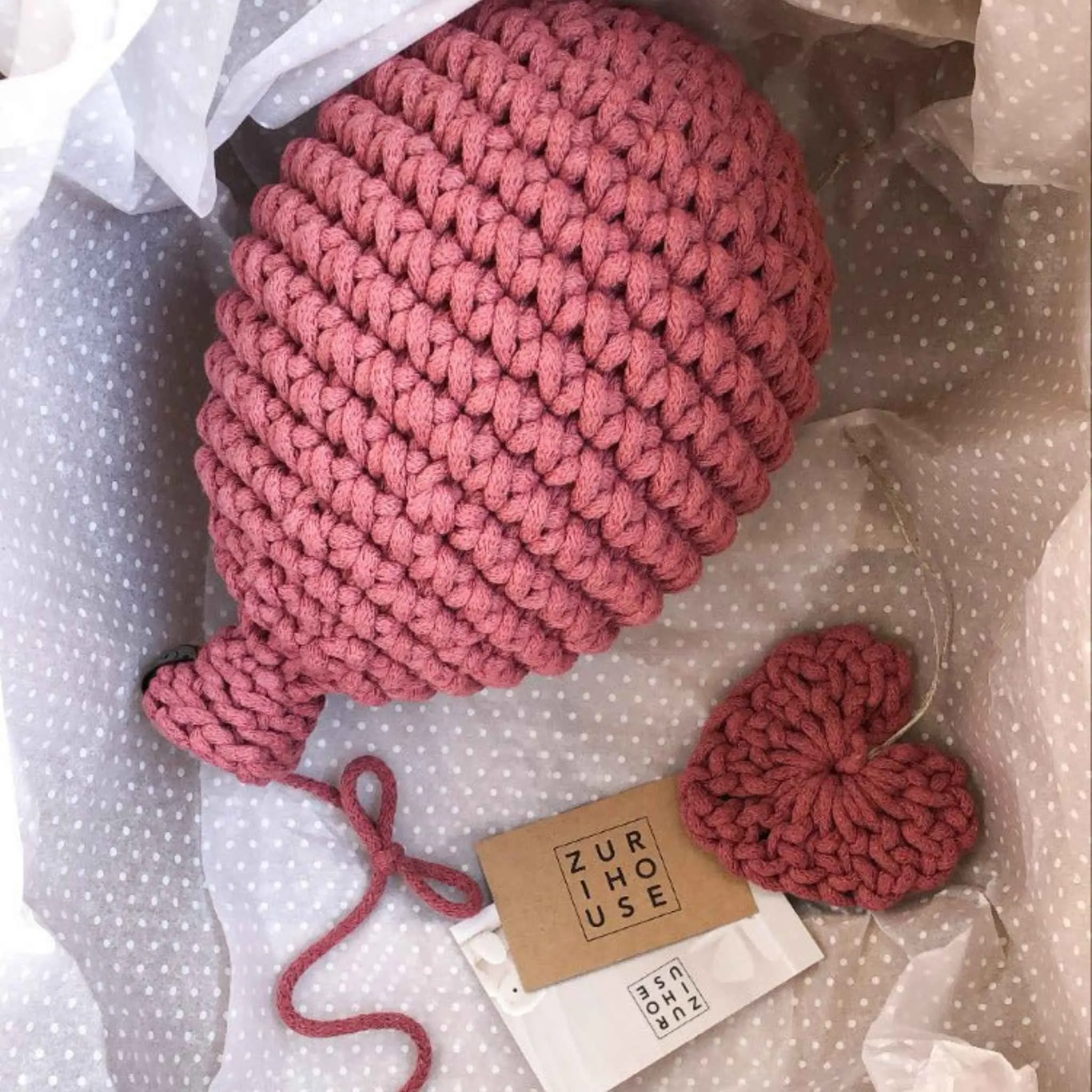 Zuri House Crochet Balloon - Old Rose
